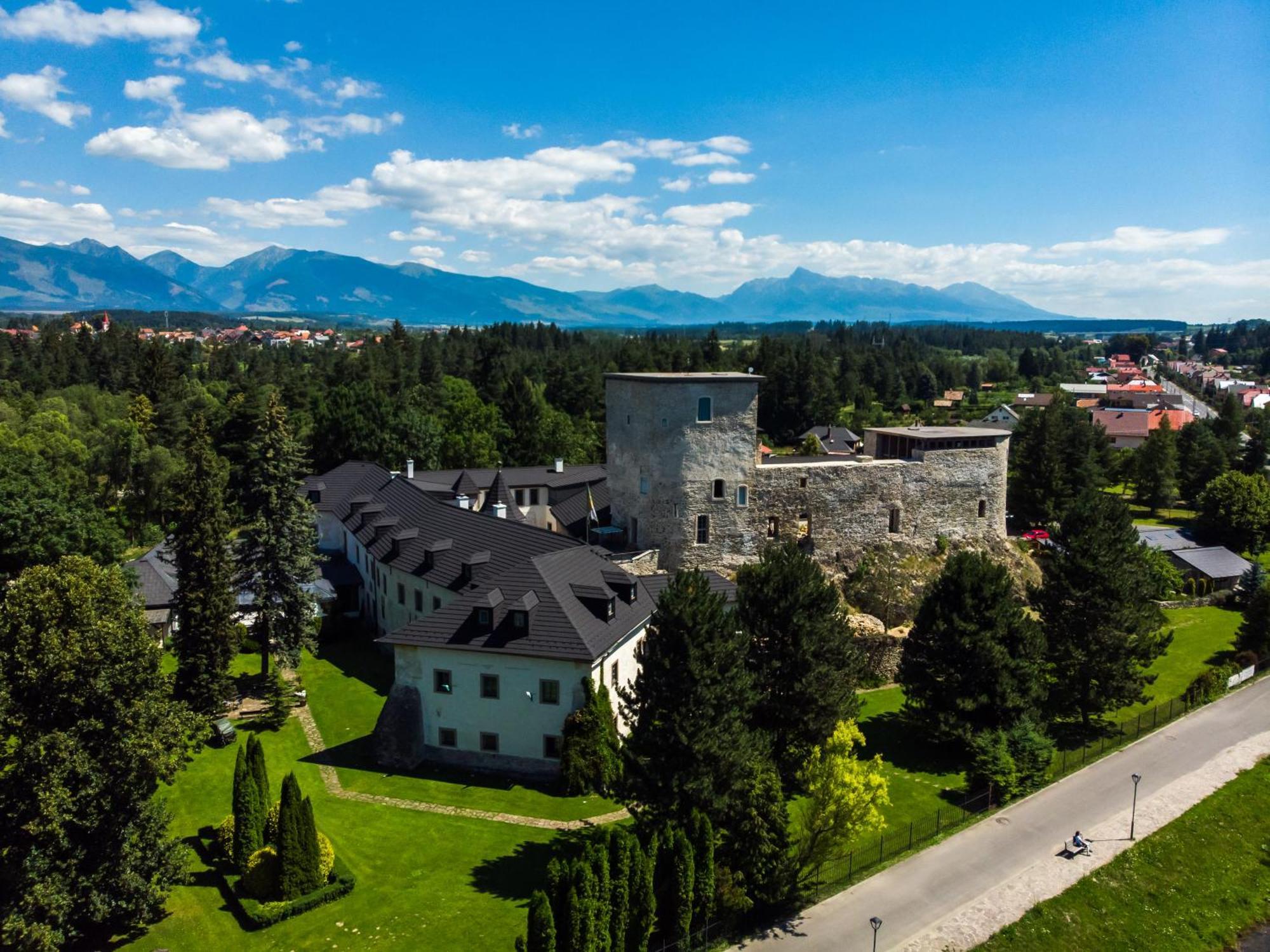 Chateau Grandcastle Липтовски-Градок Экстерьер фото
